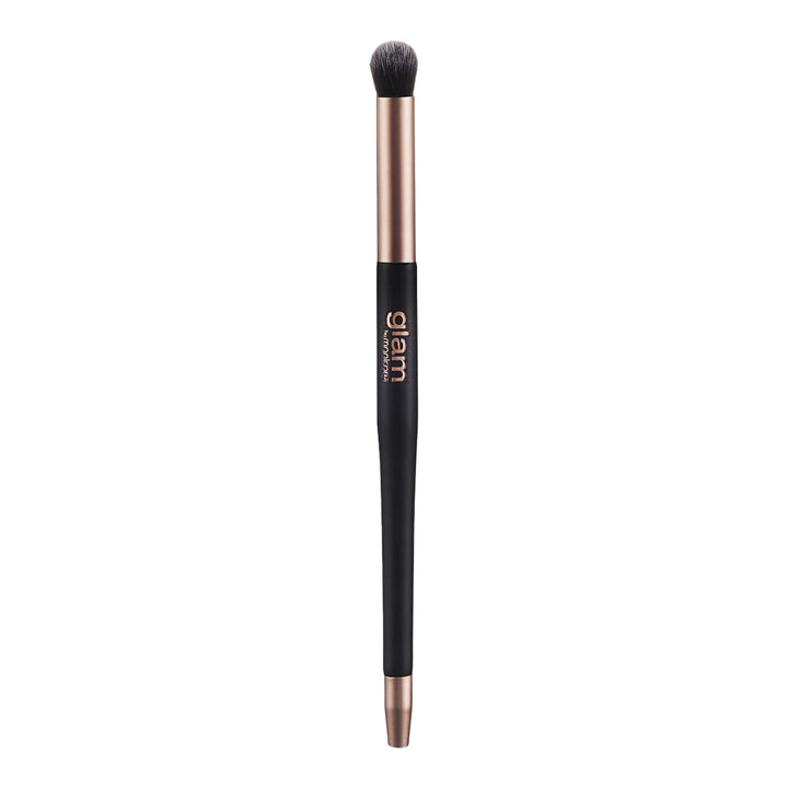 Glam by Manicare GE1 Blending Crease Brush with tapered head and dual fibres for precise colour application and seamless eyeshadow blending
