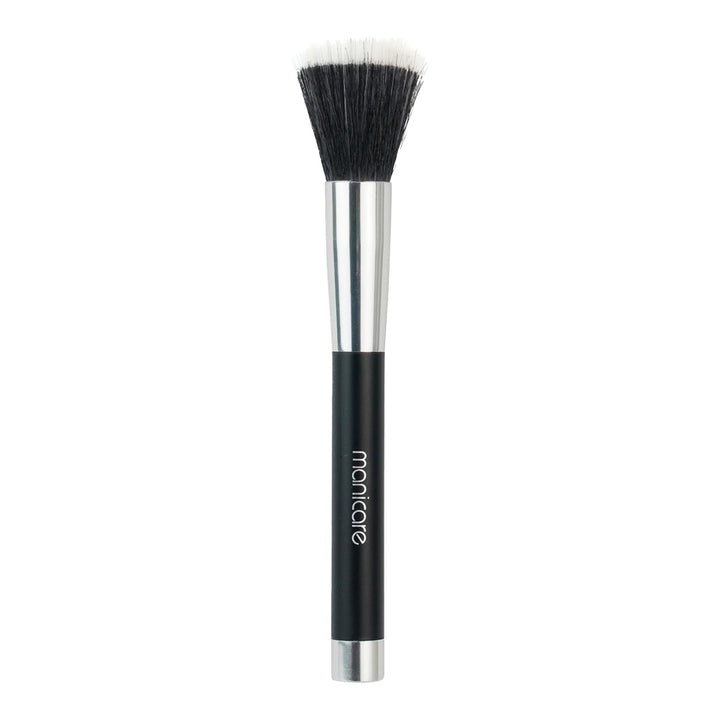 Manicare F11 Stippling Brush with dual-fibre bristles for sheer, airbrushed makeup application and streak-free blending of cream or liquid products