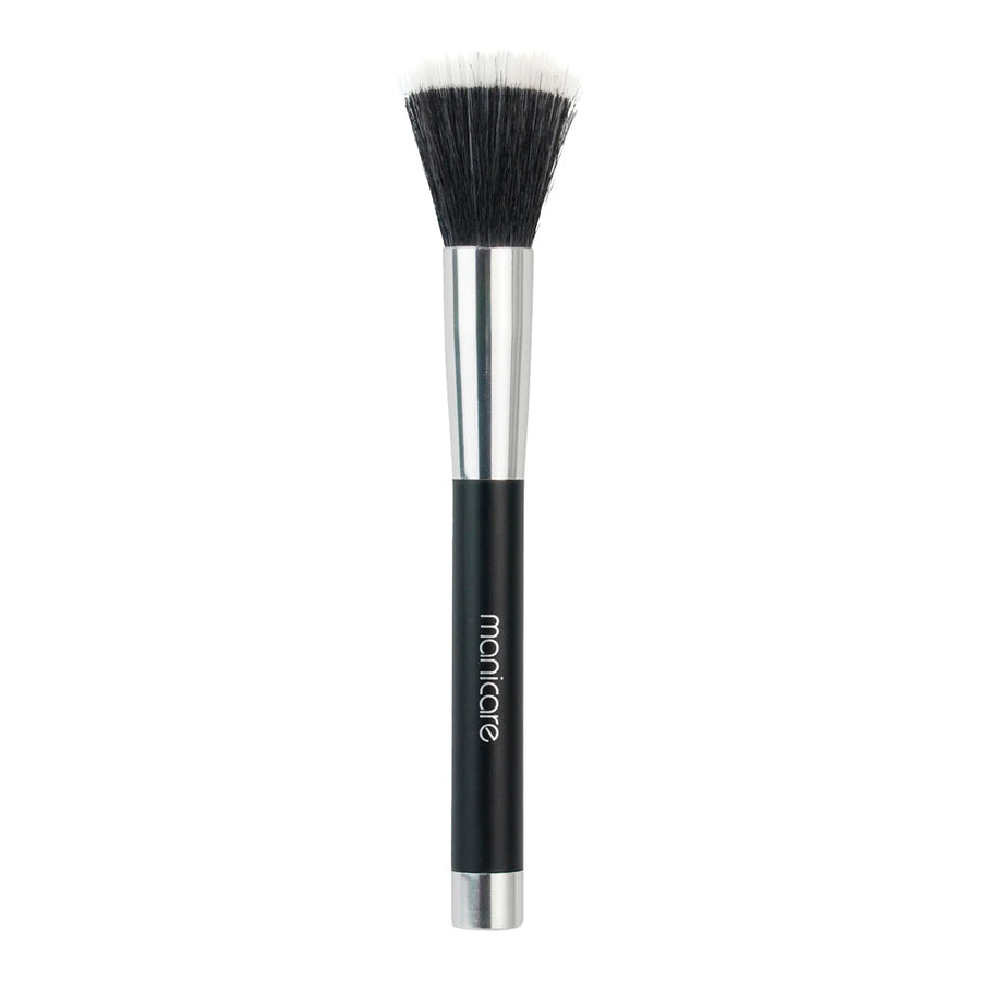 Manicare F11 Stippling Brush with dual-fibre bristles for sheer, airbrushed makeup application and streak-free blending of cream or liquid products